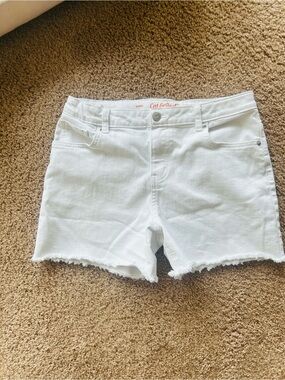 Cat & Jack White Frayed Hem Denim Shorts girls xxl